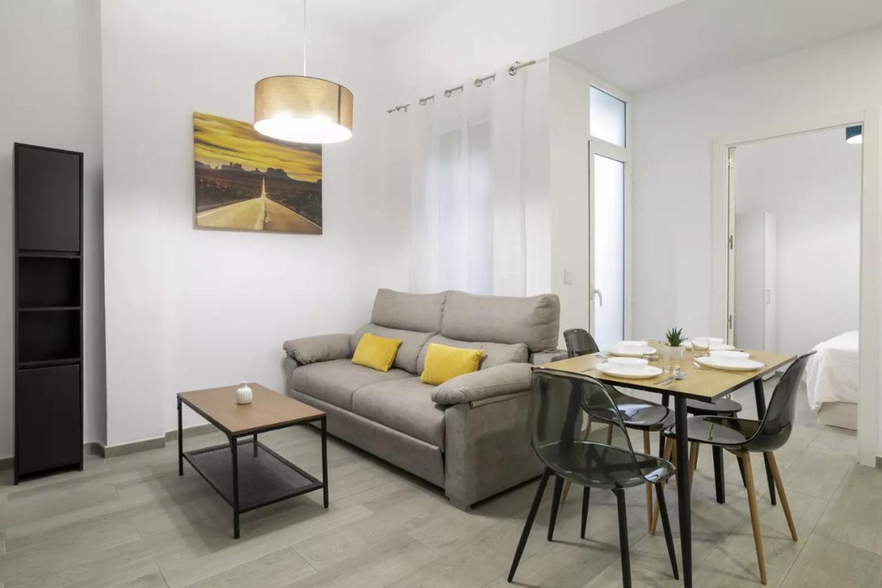 Fantastic Apartment In The Heart Of Alicante Exterior photo