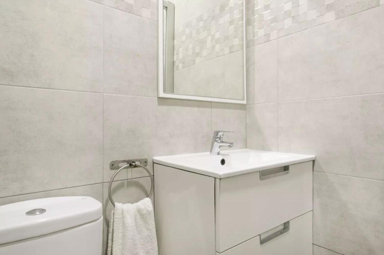 Fantastic Apartment In The Heart Of Alicante Exterior photo